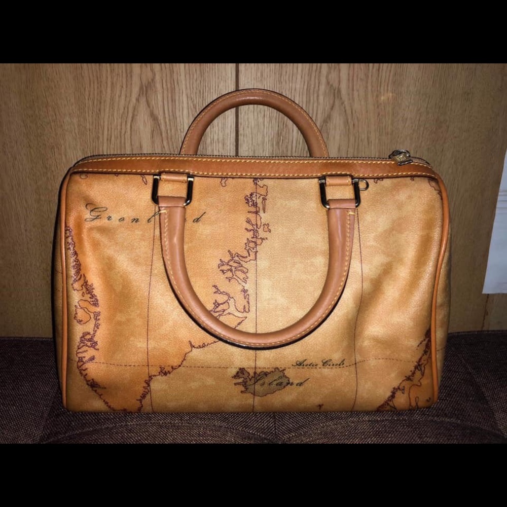 Boston bag